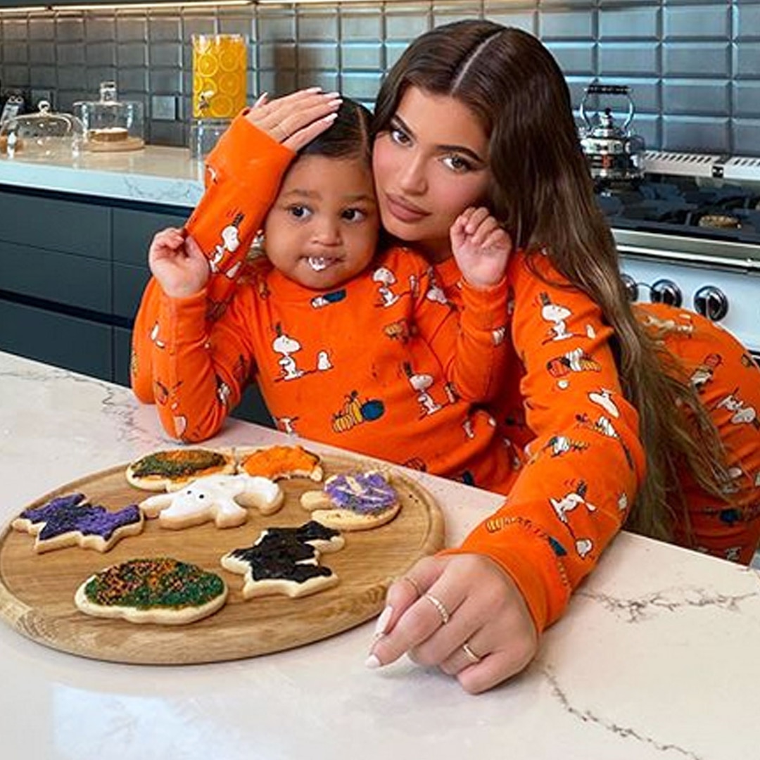 kylie stormi jenner halloween daughter costume instagram webster jenners cooking 1080 oct